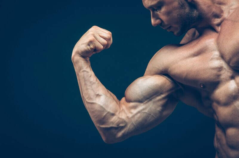  Эффектные и красивые мышцы рук с выраженным рельефом и венами это стремление многих мужчин.-2