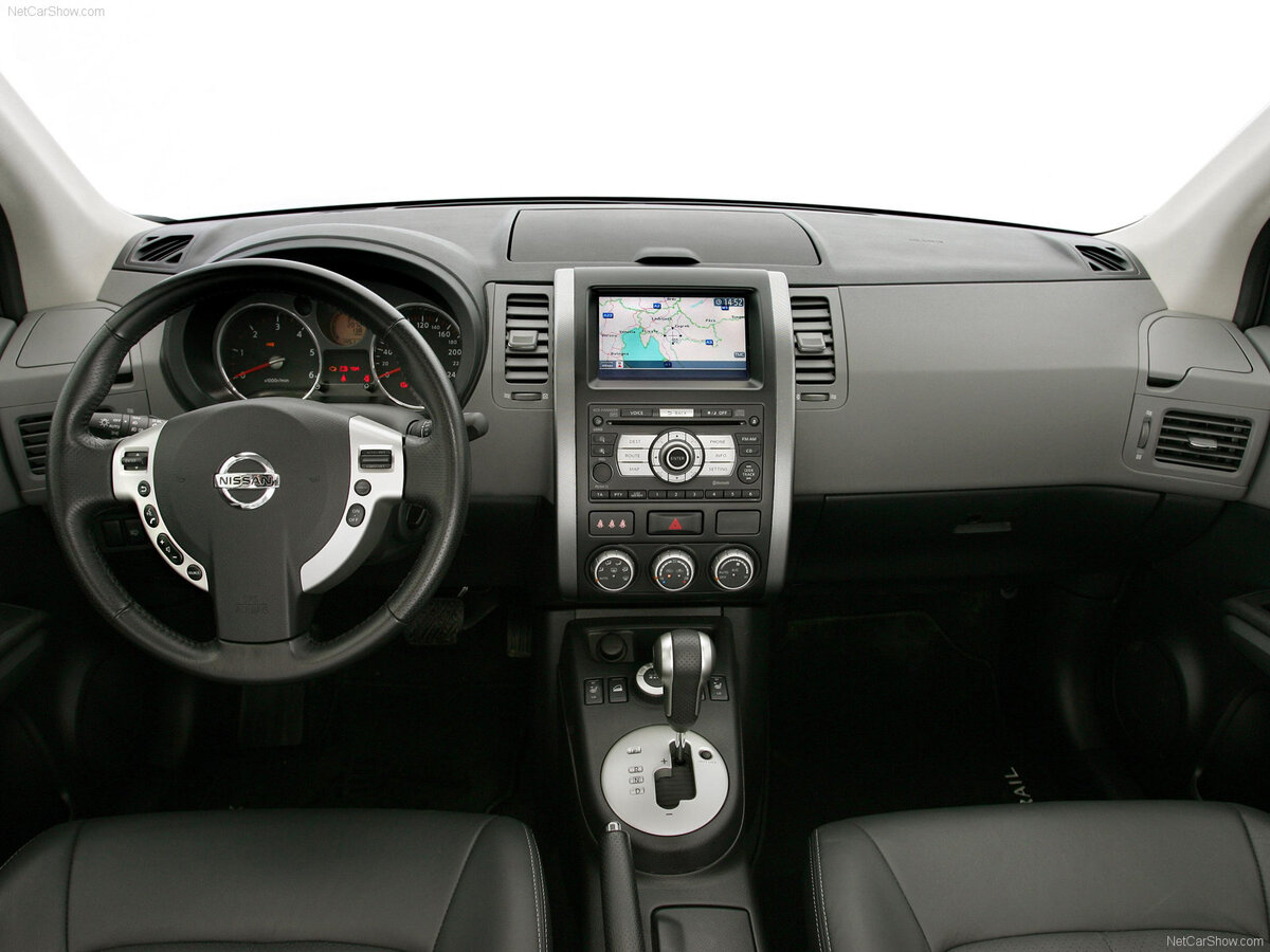 Nissan x-Trail 2007 салон