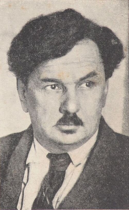 Главарь вологодских террористов большевик Алексей Окулов. Впрочем, судьба у этого негодяя сложилась не очень-то и хорошо: в конце 1936 года был исключё1н из партии, потом арестован, в декабре 1937 года приговорён к 10 годам лагерей. Умер 10 января 1939 года в Амурлаге (город Свободный - оцените большевицкий "юмор"; до 1917 года он назывался Алексеевск в честь Наследника Цесаревича). 