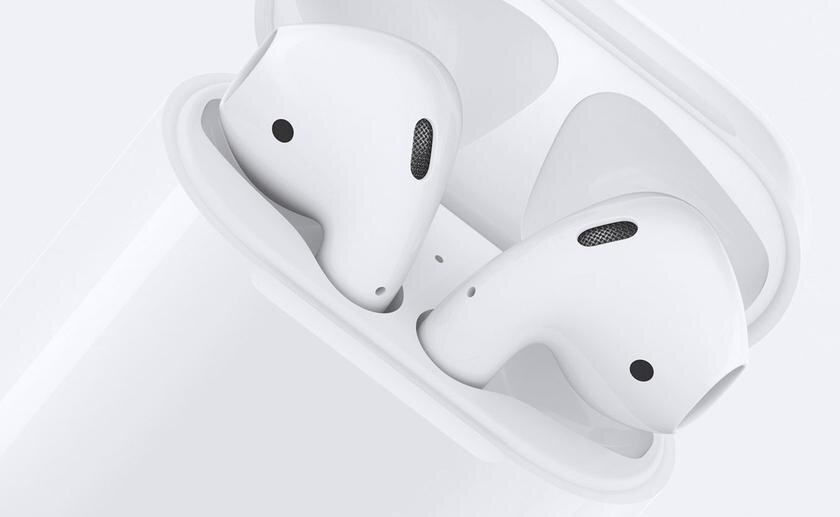 Apple AirPods.