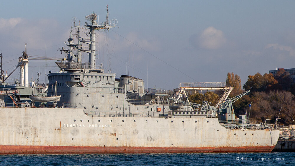 Среди кораблей Черноморского флота России есть суда с разной специализацией.-2