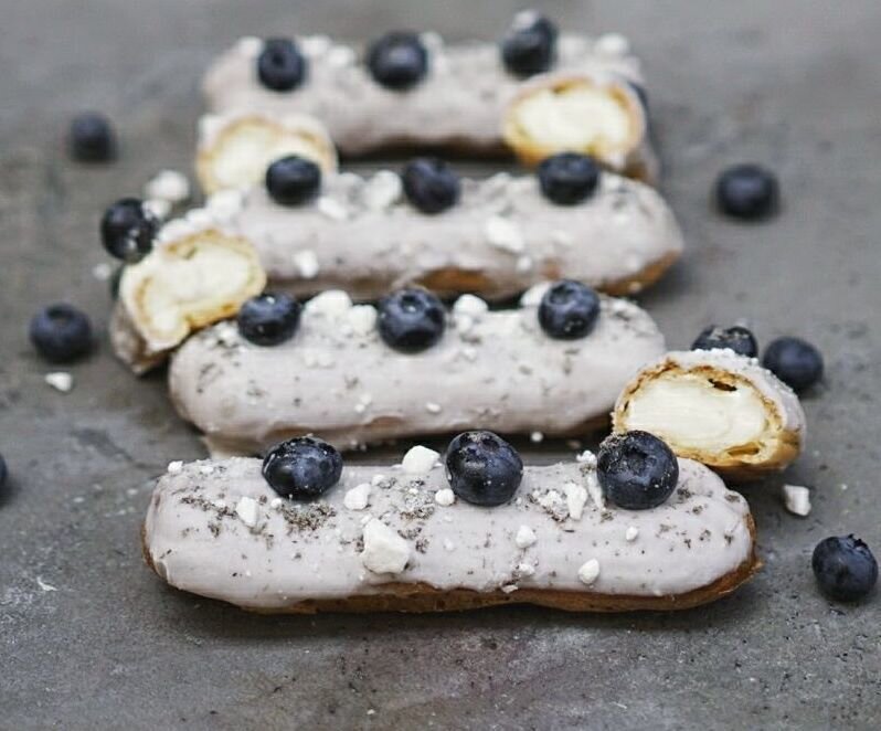 Эклеры лавандовые от «Teabakery» за 680₽