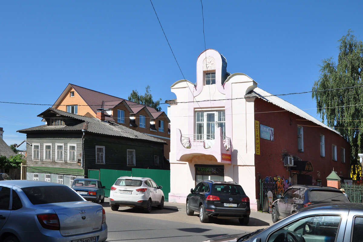 Кимры. Каменный дом в стиле модерн. Ул. Кирова, 28Б.
