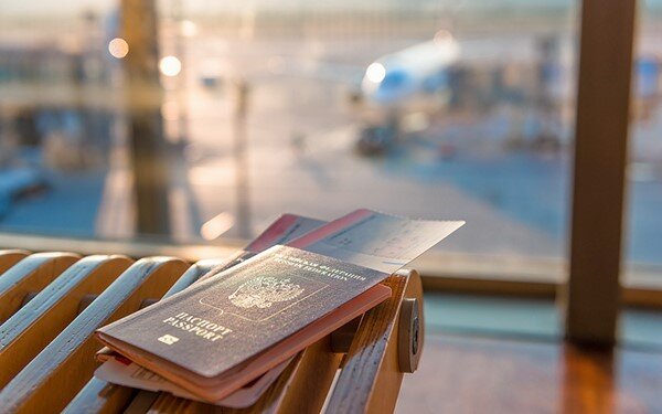 Люди, обладающие крупным личным капиталом ($1 млн и более), к тому же являются чрезвычайно мобильными. Они, как никто другой, готовы в любой момент при необходимости или по желанию сменить место своего жительства. 