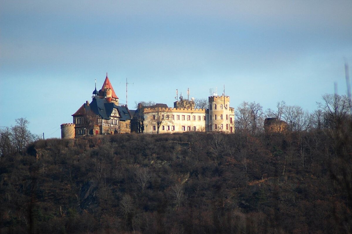 (Картинка взята из свободного поиска "Яндекс" URL: https://yandex.ru/images/search?img_url=https%3A%2F%2Fwww.vyletnik.cz%2Fimages%2Fvylet%2Fuzivatele%2Fvlasta79%2Fdoubravka_-393_m--c0e.JPG&cbir_id=1722399%2FFh5TQ_uPwQqZknx7h__ovw&cbird=5&rpt=imagelike&pos=0)