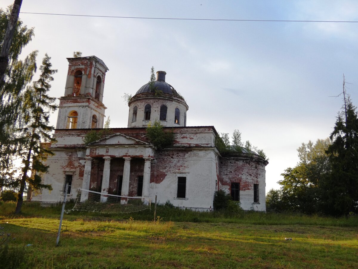 Церковь в Лыкошино Тверская область