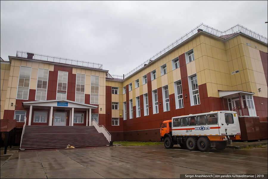 Удивился, когда увидел, каким может быть поселок в арктической тундре.