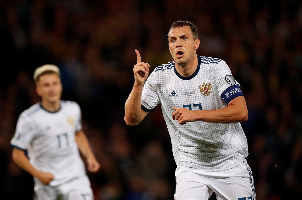 Шестой гол Артема Дзюбы в этом отборе