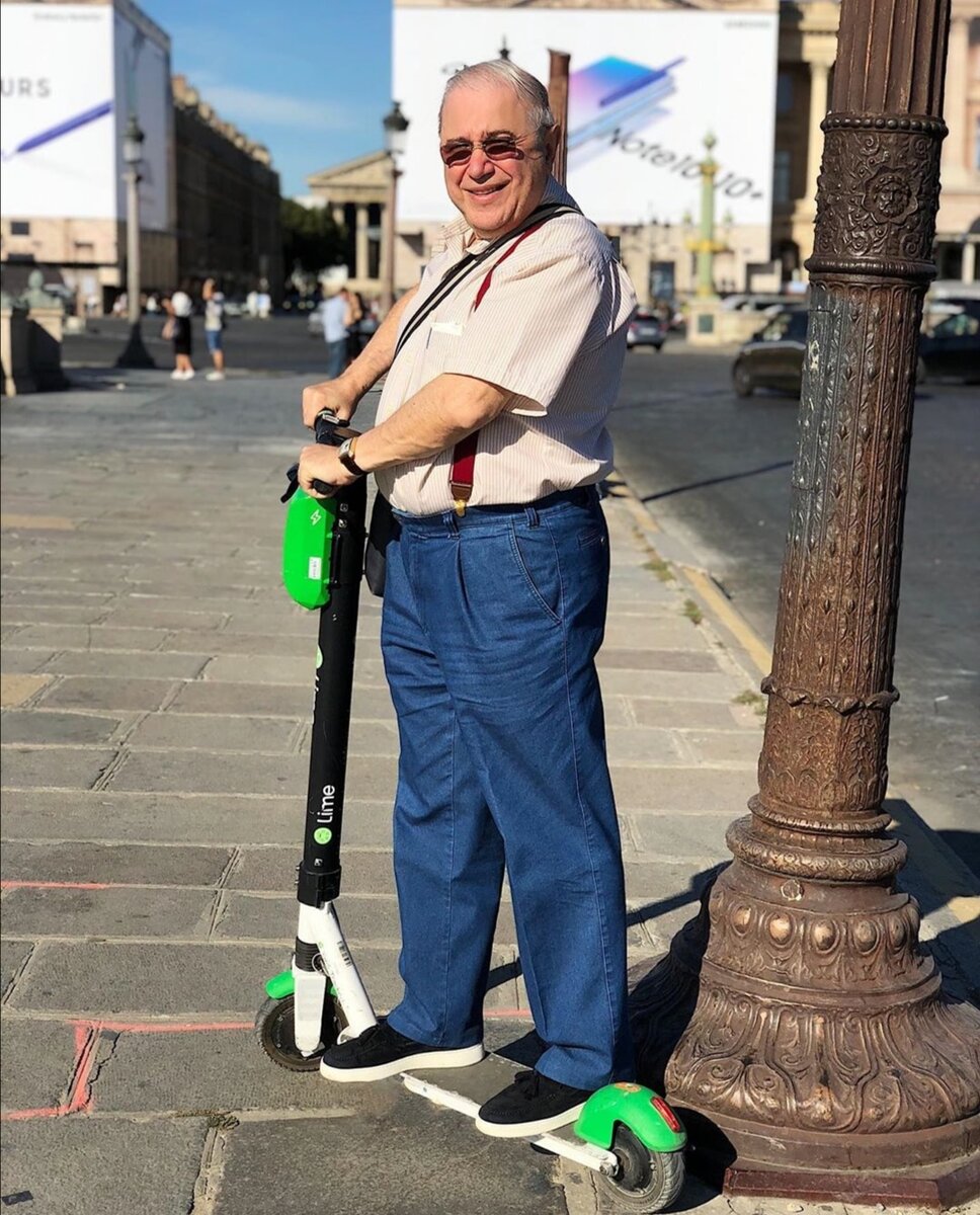 Евгений Ваганович Петросян, Instagram 