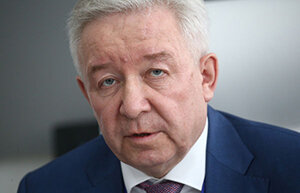 Генеральный директор НПО «Энергомаш» Игорь Александрович Арбузов окончил  Пермский политехнический институт, и с 1979 по 2014 год трудился на  заводе «Пермские моторы» (ныне «Протон-ПМ), где прошел путь от сменного  мастера до генерального директора. В 2015 году занял пост руководителя  «Энергомаша».  