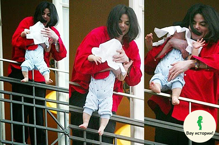 Майкл Джексон со своим маленьким сыном.