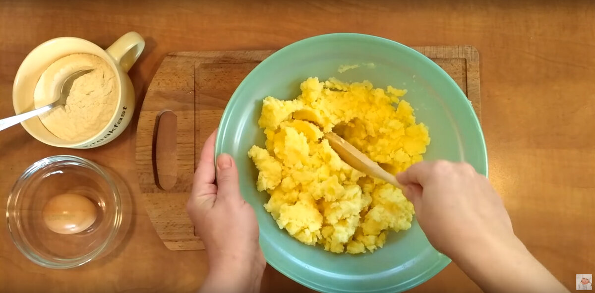 Три очень быстрых рецепта закусочных пирожков с мясом