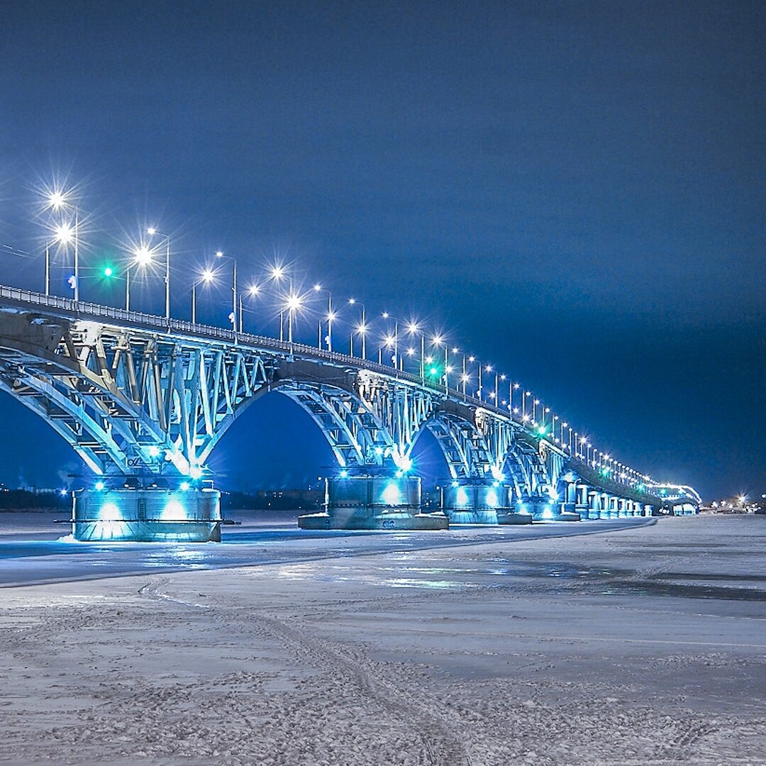 мост саратов ночью