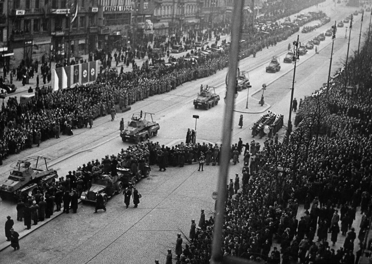 Оккупация европы. Парад немецких войск в Праге в 1939. Германская оккупация Чехии 1939. 1939 Март оккупация Чехословакии. Польская оккупация Чехословакии 1938.