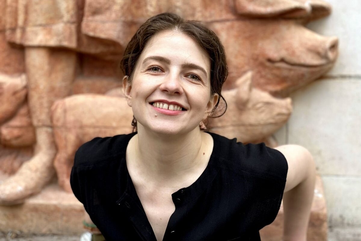 
Катя убеждена, что перемен к лучшему можно добиться только сменой капиталистической системы, а не места жительства.