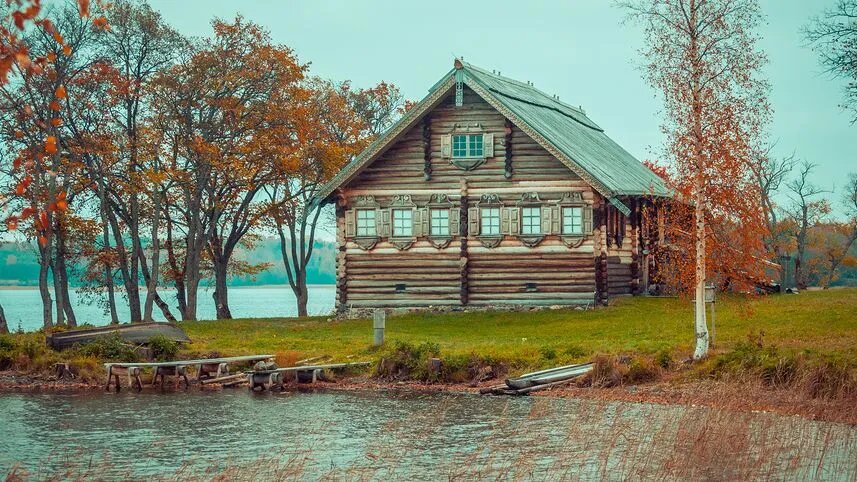ДОМ КРЕСТЬЯНИНА СЕРГЕЕВА НА ОСТРОВЕ КИЖИ. ФОТОГРАФИЯ: СЕРГЕЙ ЦЕПЕК / ФОТОБАНК «ЛОРИ»