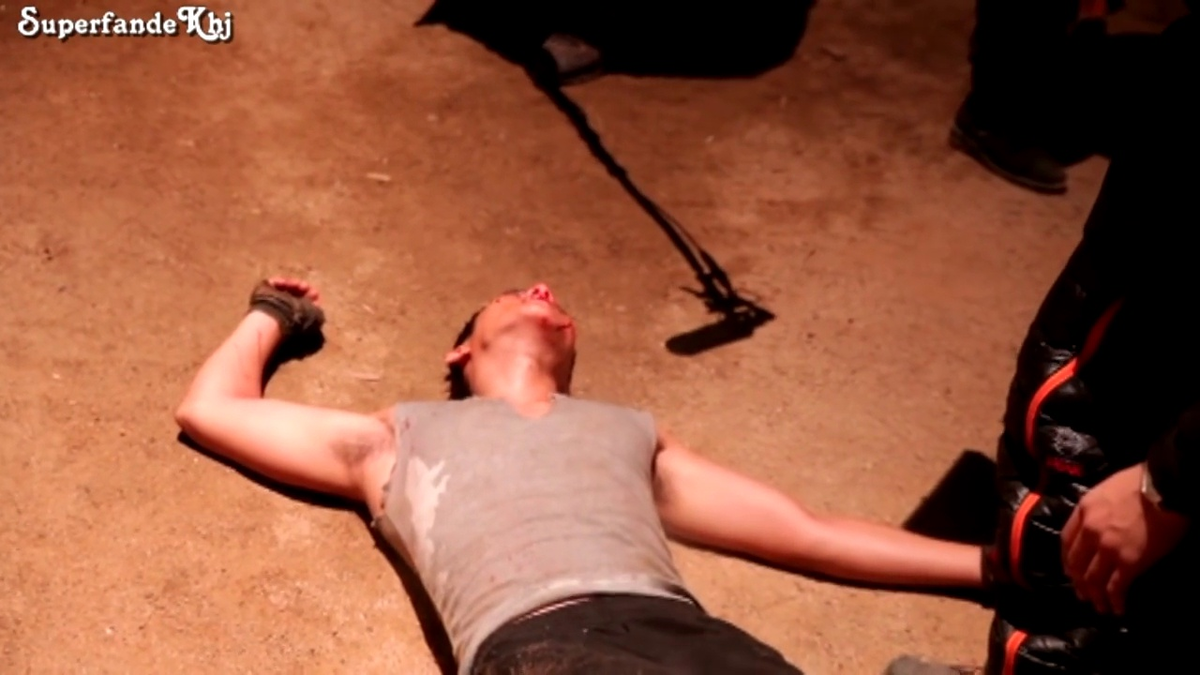 а снималось это зимой там снег шел