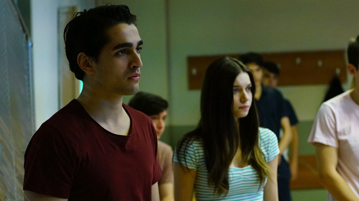 Мерт рамазан демир сериалы. В каких сериалах снималась афра. Афра сарачоглу и мерт языджиоглу. Мерт рамазан демир. Афра сарачоглу и мерт рамазан демир друзья.