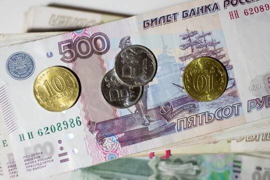    Экс-глава Минфина Задорнов связал ослабление рубля с «зависшими» индийскими рупиями