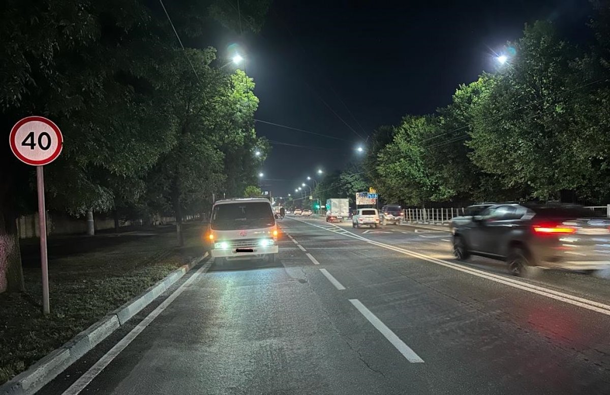    В Новороссийске грузовик сбил переходившего проезжую часть пешехода