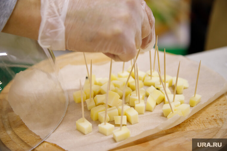    Происхождение сыра не подтверждено документами