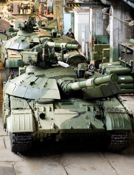 Новенькие "Булаты" на заводе имени Малышева.