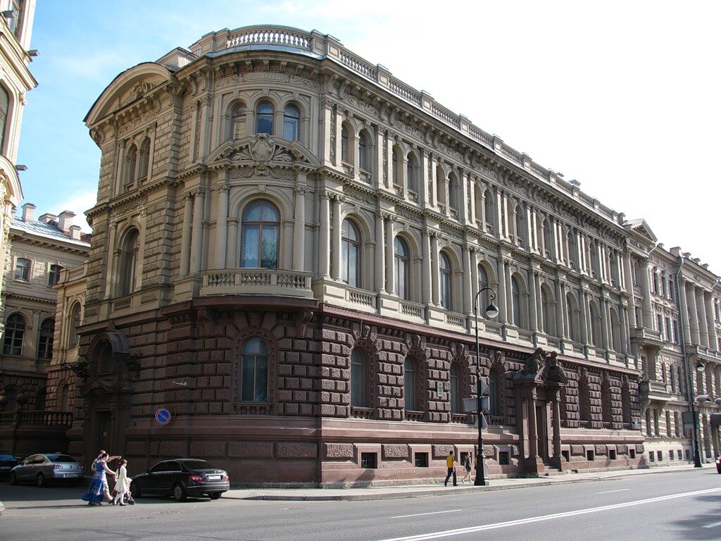 МАЛЫЙ МИХАЙЛОВСКИЙ ДВОРЕЦ. ФОТОГРАФИЯ: OPETERBURGE.RU