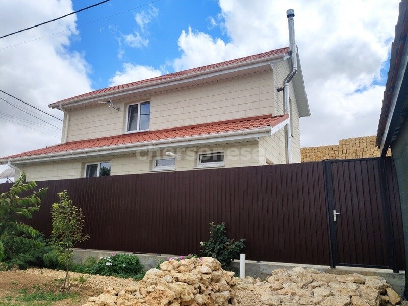 Купить дом в Севастополе.  🏠Продажа двухэтажного дома 100 м.кв. на участке 2,5 сот. Камышовое шоссе. ЭКСКЛЮЗИВ!