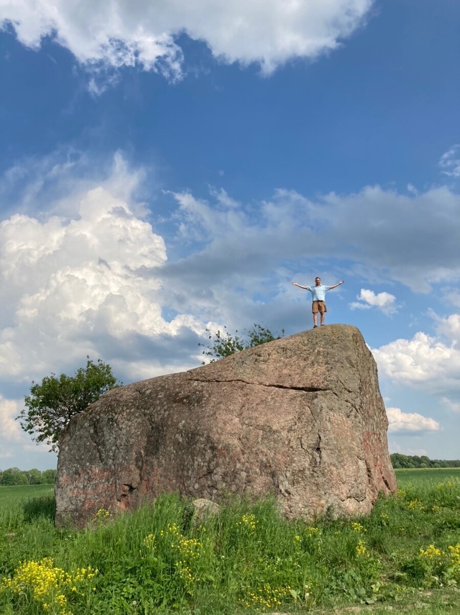 Петровицкий валун