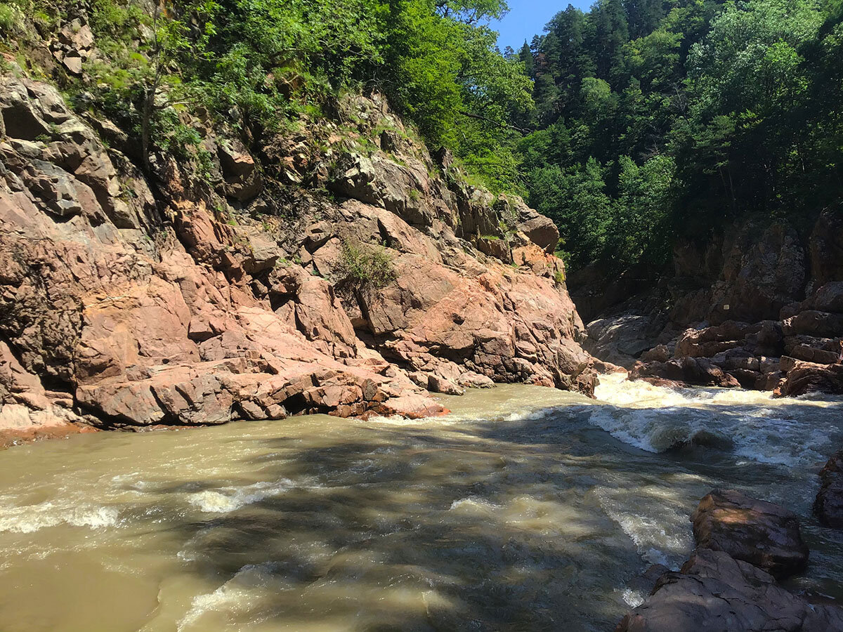 Гранитный каньон, Адыгея. (lagonaki.ru)