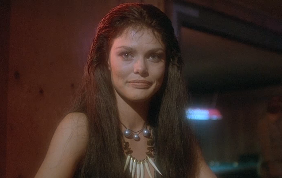 кадр из фильма "Вой"