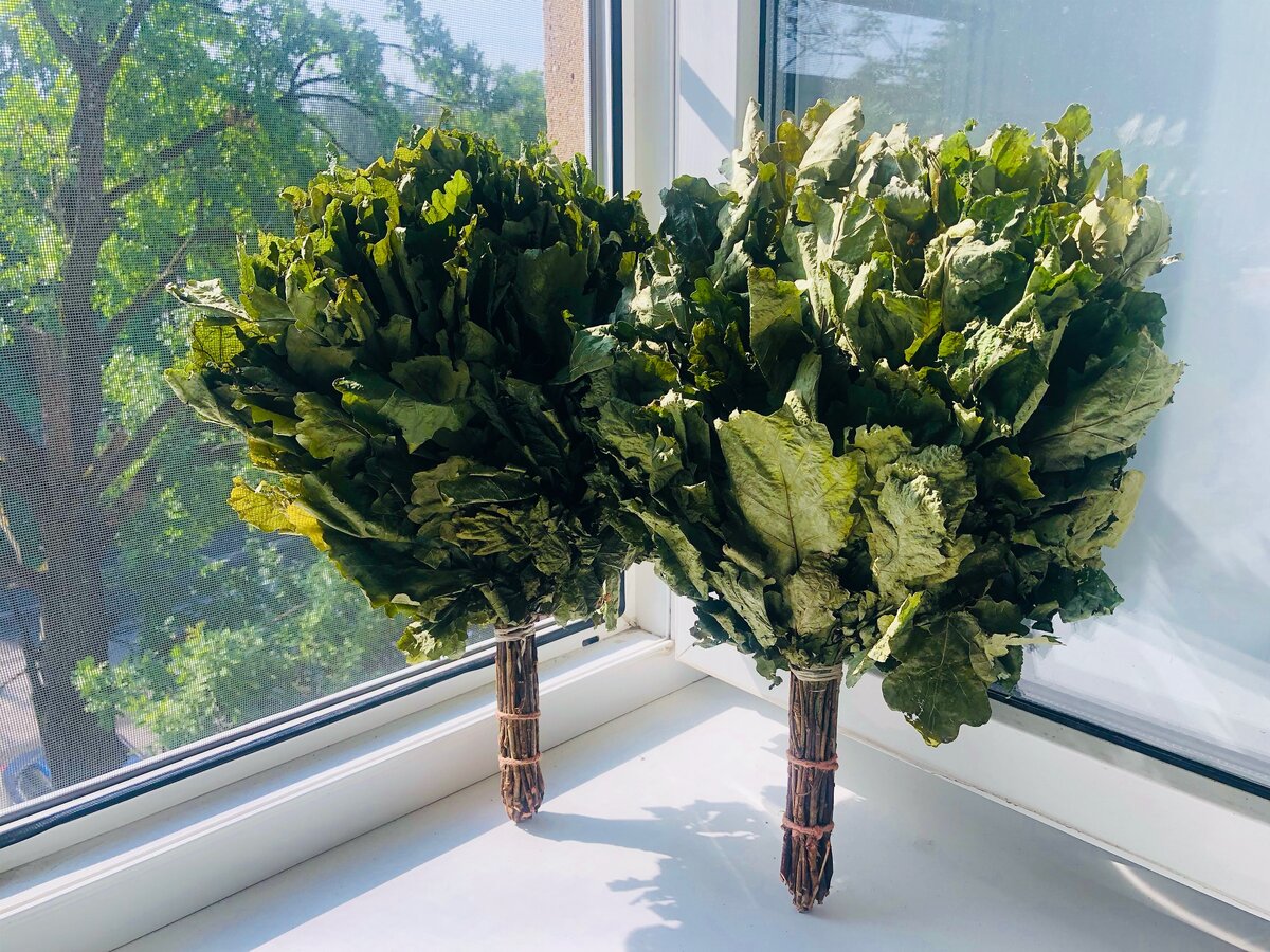 Правильно сушим веники после бани