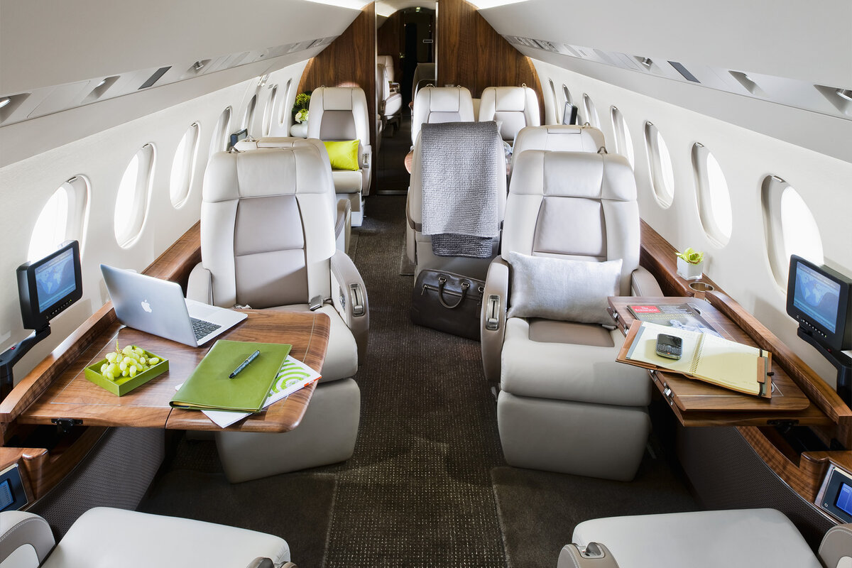 Dassault Falcon 2000