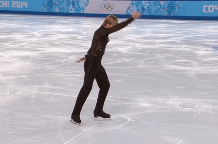 Евгений Плющенко в произвольной программе командного турнира на Олимпиаде в Сочи (источник - youtu.be/BeMoig-AJzk)  