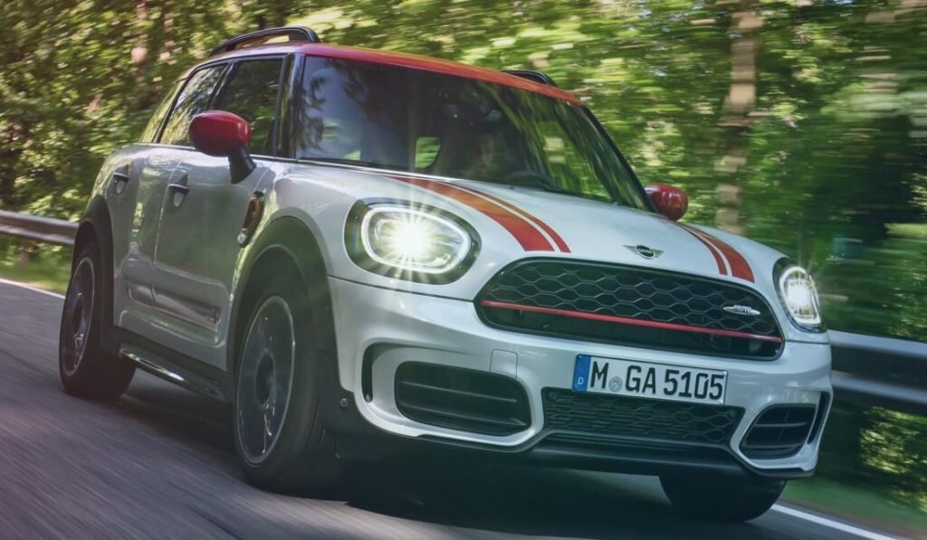 Новый Mini Countryman Jcw / Источник: Autoexpress