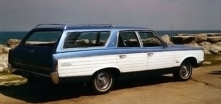 AMC Rambler Rebel Station Wagon 1967.