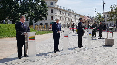 Также по темеПолитическая геометрия: зачем Польша, Украина и Литва создали «Люблинский треугольник»Министры иностранных дел Польши, Украины и Литвы объявили о создании нового формата партнёрства, получившего название «Люблинский...