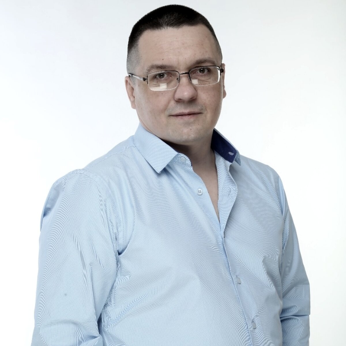 Александр Сергеевич. Менеджер продаж Недвижимости.