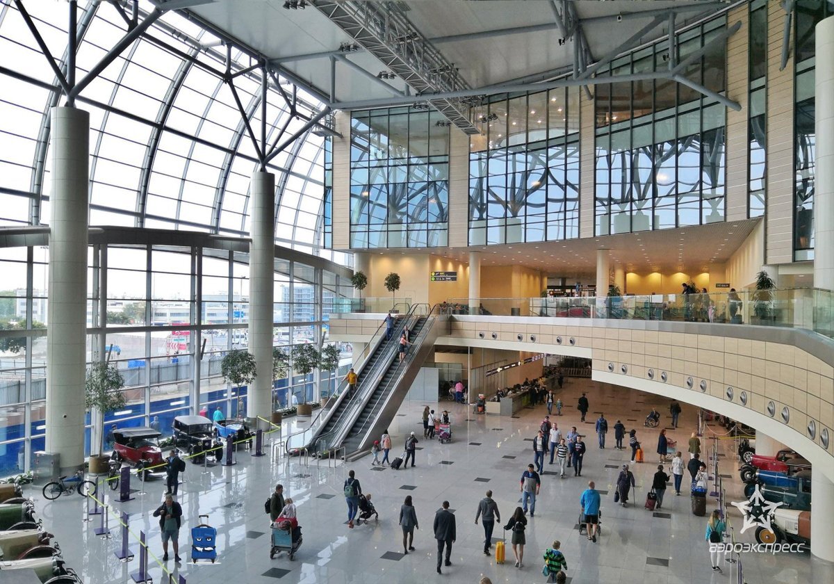 Похож на космический корабль.