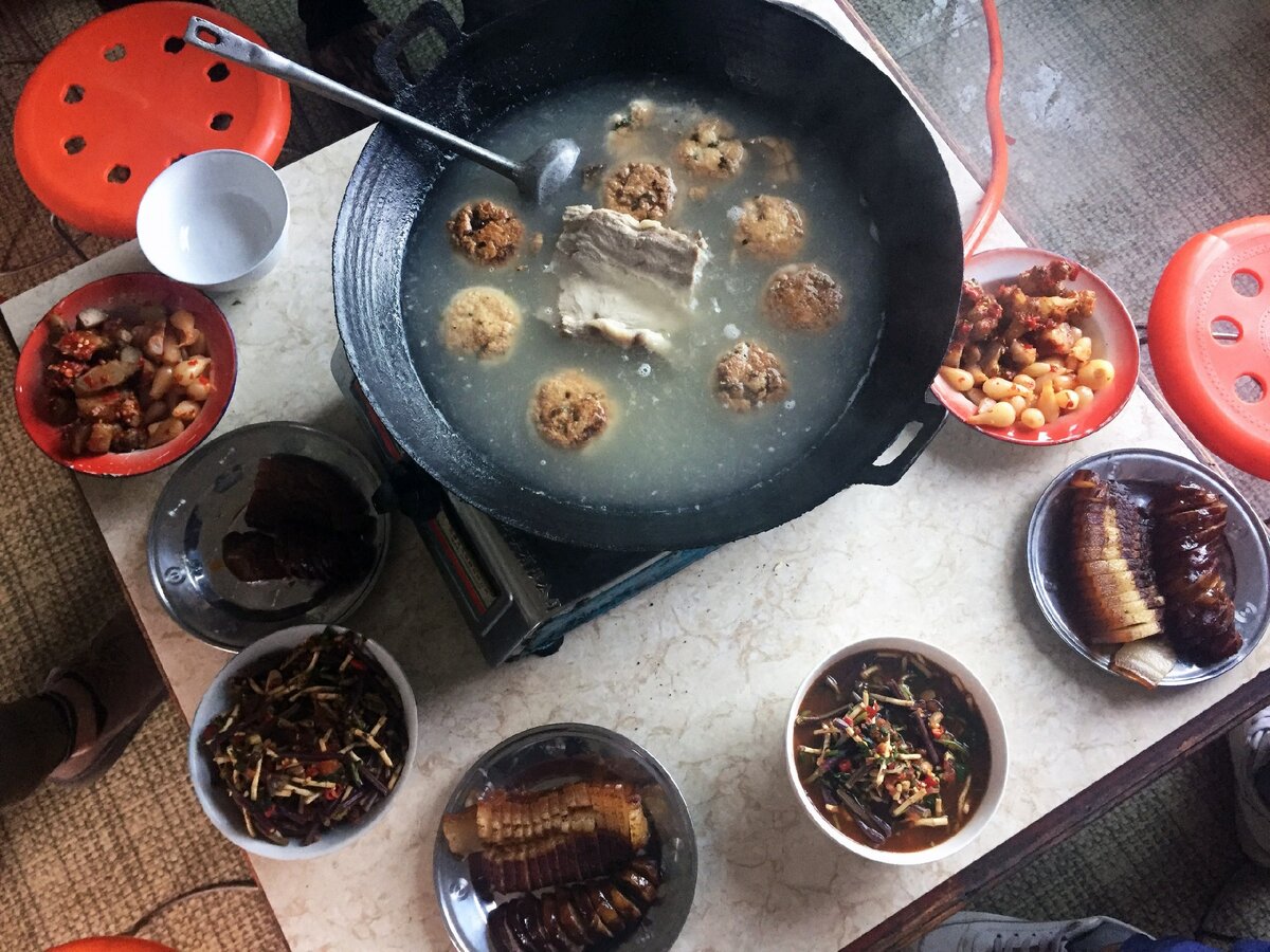 Китайский Новогодний стол! Как вам такое, никакого оливье, селедки под шубой, пюре, и котлет!