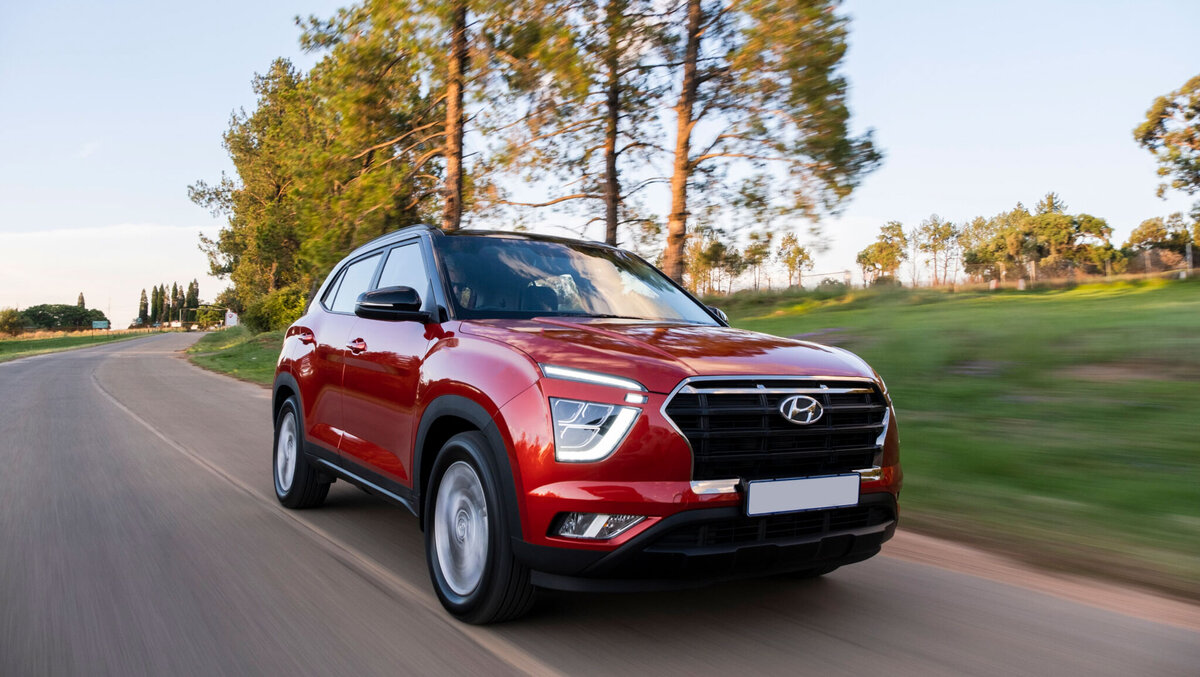 Передняя оптика выглядит очень нестандартно