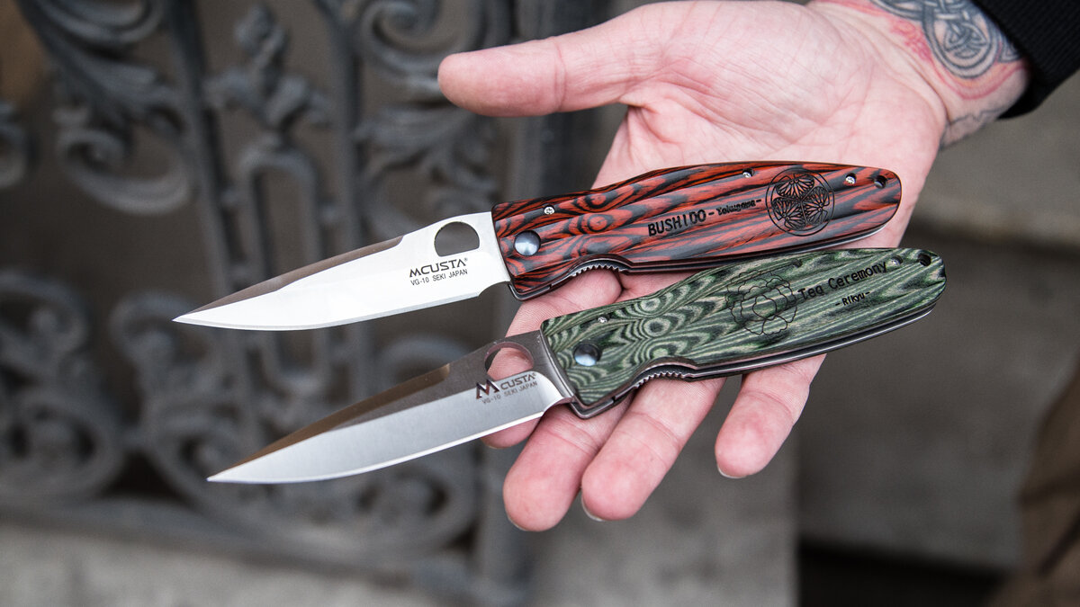 Производство карманных ножей Mcusta находится в японском городке Секи (центре ножевой промышленности Японии, в котором производят ножи более 7 веков).