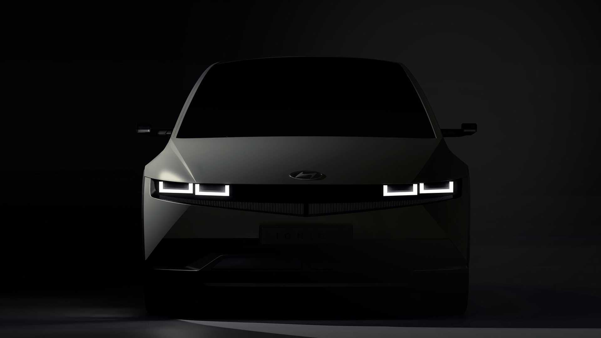 http://www.pnzdrive.ru/uploads/news/2021/01/11/1/2022-hyundai-ioniq-5-teaser-front-end.jpg