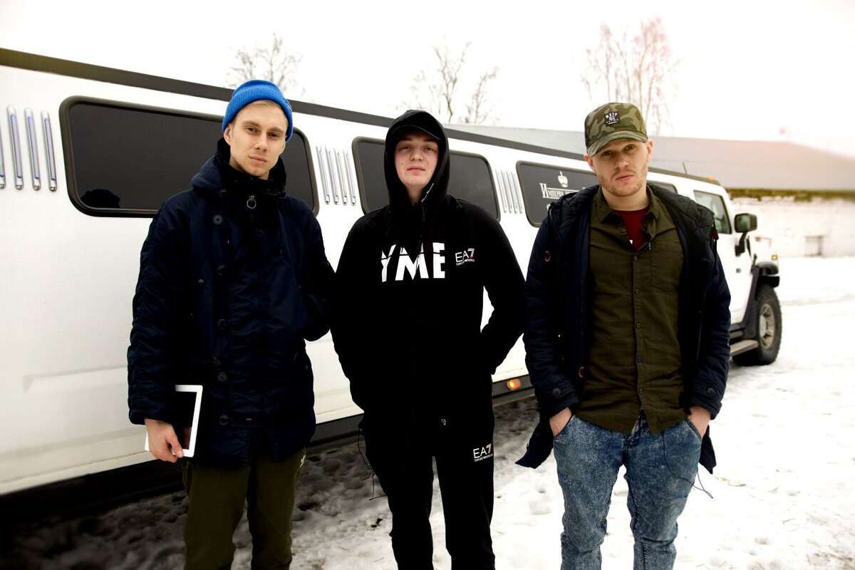 Yung trappa сразу после выхода из тюрьмы с ребятами с канала "ВПИСКА"