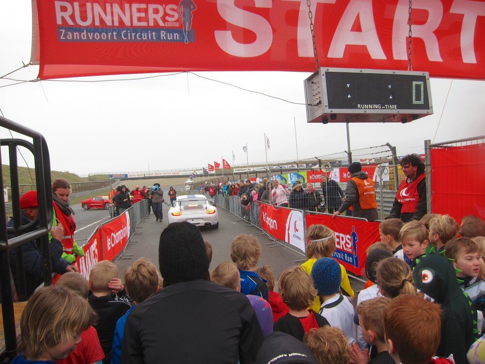 Забег по трассе Формула-1 в Zandvoort