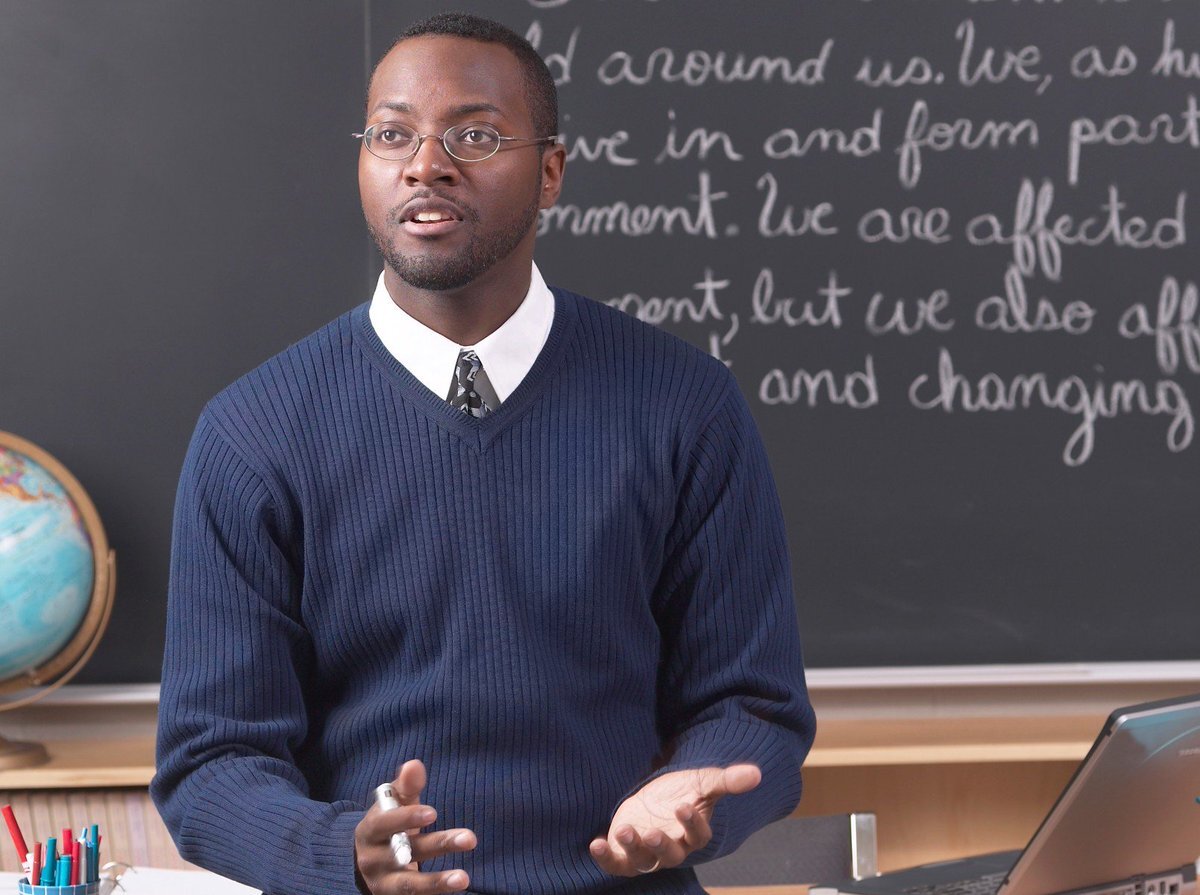 Prof adam bathmanglitch. Black professors. Профессор блэк сейчас. Black professors. Преподаватель читает лекцию фото.