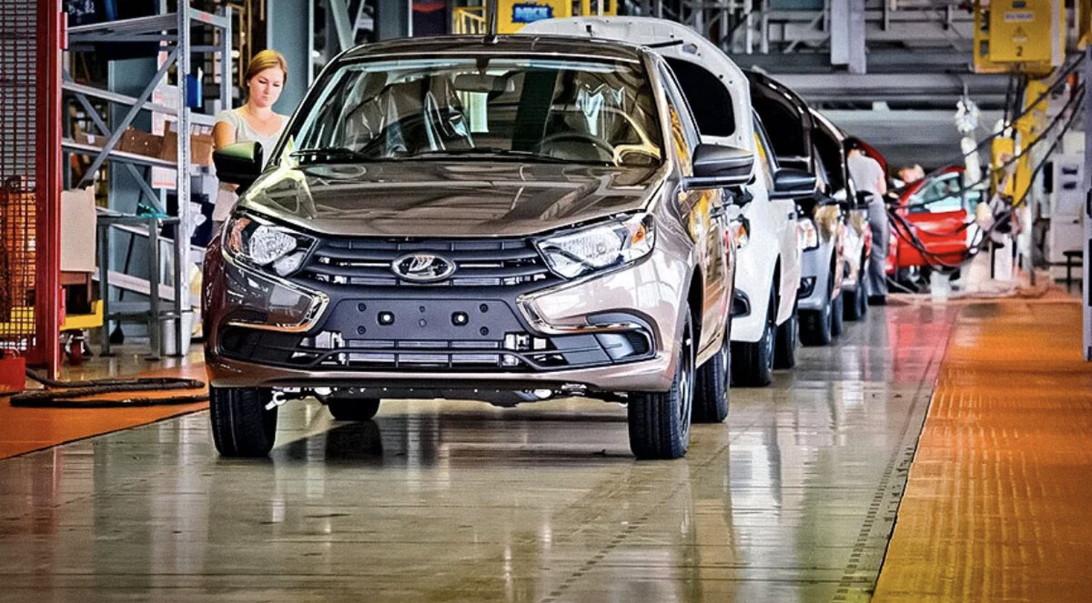 Российские автомобили: Как отечественный автопром справляется с вызовами XXI век