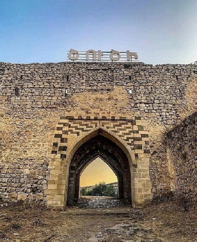 Армянский город Шуши - в настоящее время оккупирован азеро-турецкими захватчиками
