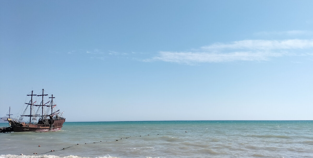 Таким нас вчера встретило море