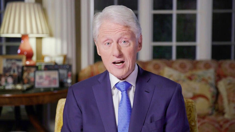     Клинтон заявил, что предлагал России перспективу членства в НАТО ТАСС/EPA